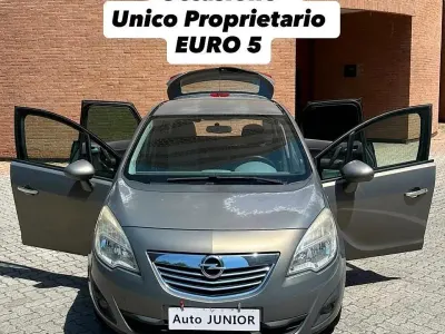 Usata Opel Meriva 95 CV (69 kW) 2011 Grigio Monovolume