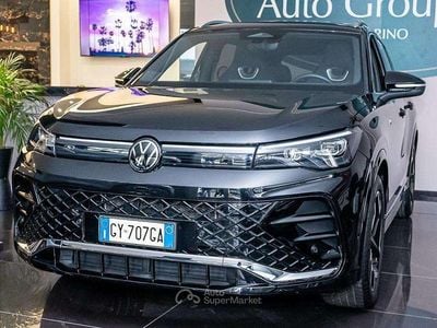 Usata VW Tiguan R-line Plus 150 CV (110 kW) 2025 Nero midnight SUV