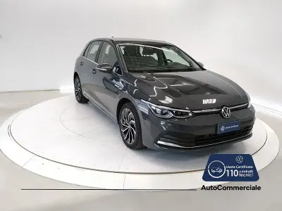 Usata VW Golf VIII Style 116 CV (85 kW) 2022 Nero Berlina