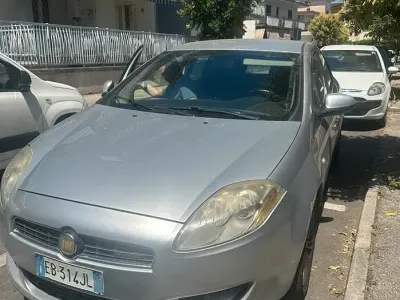 Usata Fiat Bravo Emotion 120 CV (88 kW) 2010 Grigio Utilitaria