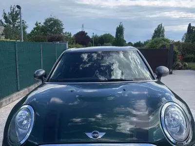 Usata Mini Cooper D Clubman Business 150 CV (110 kW) 2019 Verde Station wagon