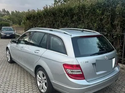 Usata Mercedes C320 224 CV (164 kW) 2010 Grigio Station wagon