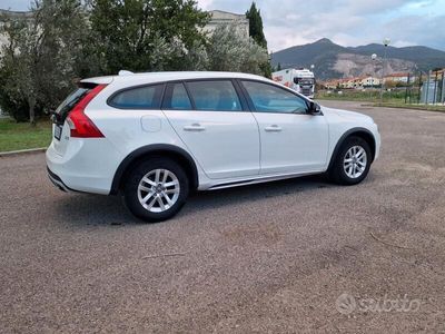 usata Volvo V60 CC D3