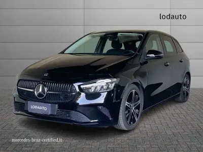 Usata Mercedes B180 Progressive 136 CV (100 kW) 2025 Nero Utilitaria
