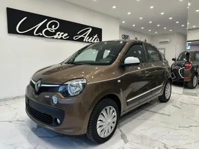 Usata Renault Twingo SE 69 CV (50 kW) 2015 Marrone Utilitaria