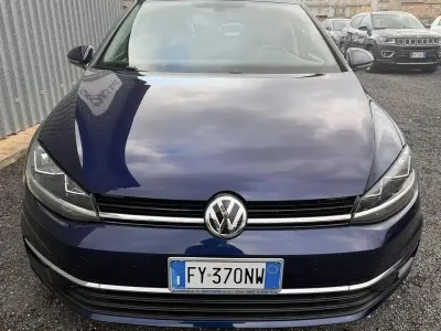 Käytetty VW Golf VII 150 HP (110 kW) 2019 Sininen Sedan