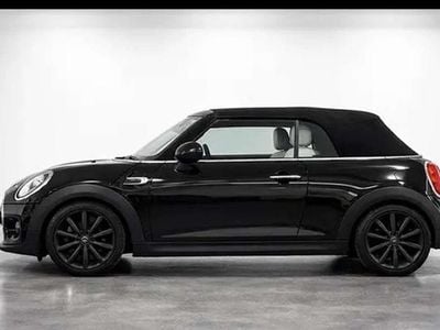 Usata Mini Cooper Cabriolet Hype 136 CV (100 kW) 2018 Nero Cabrio