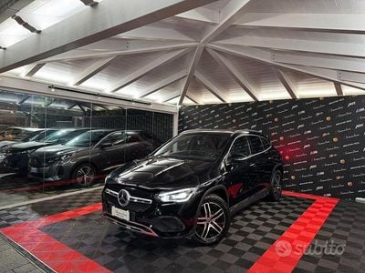 Usata Mercedes GLA200 150 CV (110 kW) 2020 Nero SUV