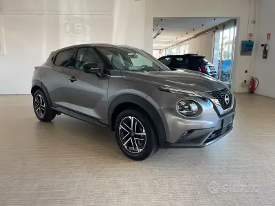 Usata Nissan Juke N-Connecta 114 CV (83 kW) 2025 Grigio SUV