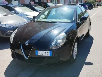 Second-hand Alfa Romeo Giulietta 120 CP (88 kW) 2017 Negru Hatchback