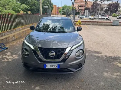 Usata Nissan Juke Tekna 114 CV (83 kW) 2022 Grigio SUV