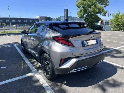 Usata Toyota C-HR Trend 152 CV (111 kW) 2020 Argento SUV