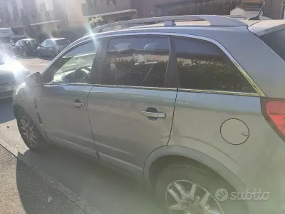 Usata Opel Antara 140 CV (102 kW) 2010 SUV