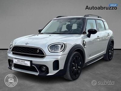 Usata Mini Cooper S Countryman Business 220 CV (161 kW) 2021 White silver metallizzato SUV