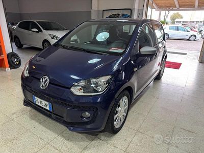 Usata VW up! CLUB 60 CV (44 kW) 2015 Blu Utilitaria