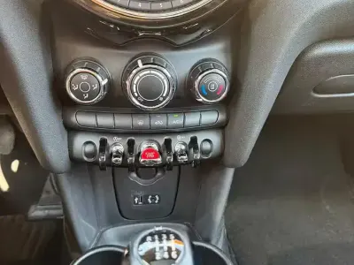 Usata Mini Cooper 136 CV (100 kW) 2016 Arancione Utilitaria