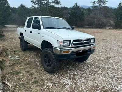 usata Toyota HiLux 2.4 TDI 66kw 90cv