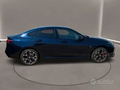 Usata BMW 220 Shadowline 150 CV (110 kW) 2025 Grigio Berlina