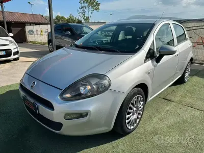 Usata Fiat Punto Evo Lounge 75 CV (55 kW) 2012 Grigio Utilitaria