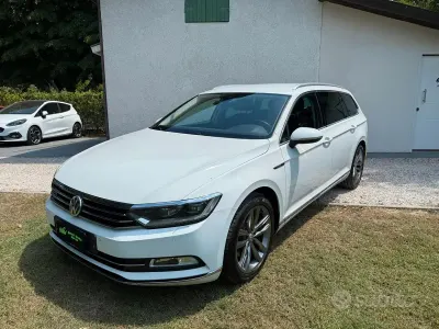 Usata VW Passat Highline 190 CV (139 kW) 2017 Bianco Station wagon
