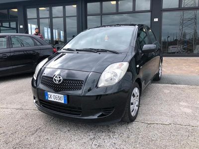 usata Toyota Yaris 1.4 tdi D-4D cat 5 porte