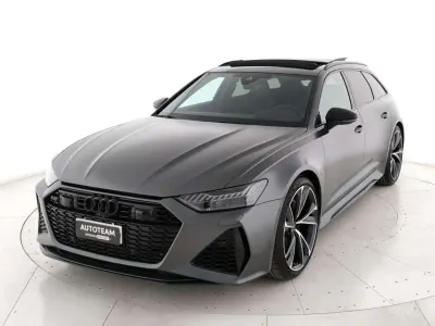 Usata Audi RS6 Exclusive 600 CV (441 kW) 2024 Grigio metall. Station wagon