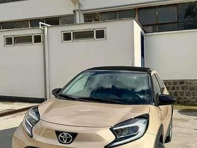 Usata Toyota Aygo X 72 CV (52 kW) 2022 Bronzo SUV