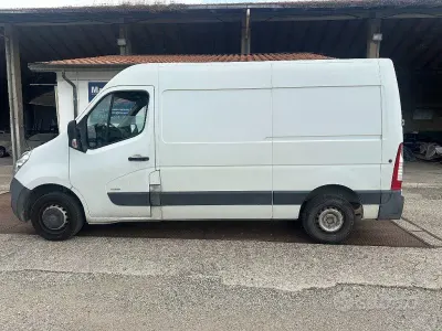Usata Opel Movano 125 CV (91 kW) 2016 Bianco Monovolume