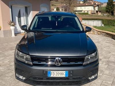 Usata VW Tiguan 150 CV (110 kW) 2016 Grigio SUV