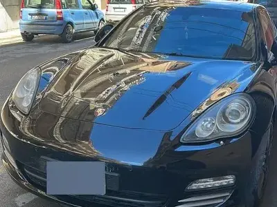 Usata Porsche Panamera 400 CV (294 kW) 2010 Nero Utilitaria