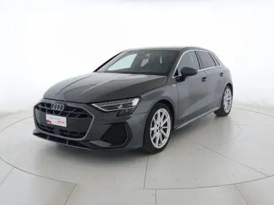 Usata Audi A3 S-Line 150 CV (110 kW) 2025 Grigio daytona perlato Berlina