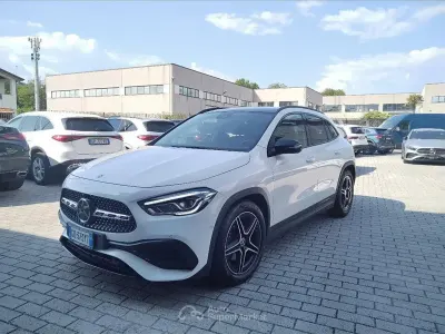 Usata Mercedes GLA200 Premium 150 CV (110 kW) 2021 Bianco SUV