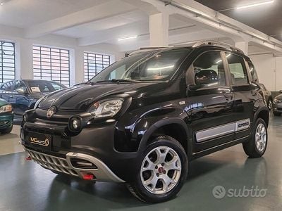 Usata Fiat Panda 4x4 S 84 CV (61 kW) 2019 Nero Utilitaria