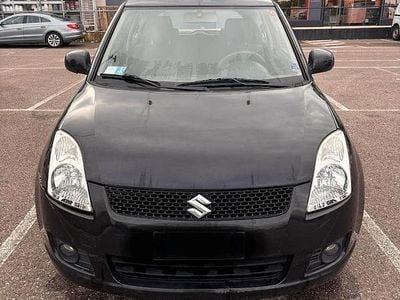 Begagnad Suzuki Swift 92 HK (67 kW) 2008 Svart Halvkombi