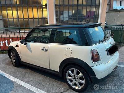 Käytetty Mini Cooper D 109 HP (80 kW) 2008 Viistoperä