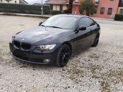 Usata BMW 320 177 CV (130 kW) 2009 Coupé