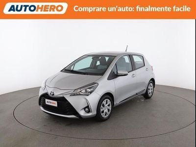 Grigio Usata 2020 Toyota Yaris Active Utilitaria | 12.499 € (Buon prezzo)