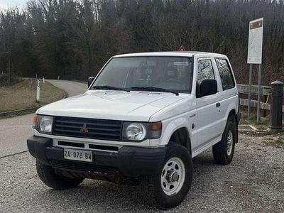 Usata Mitsubishi Pajero Top 99 CV (72 kW) 1997 Bianco SUV