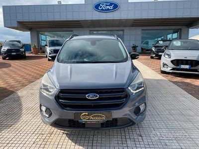 Usata Ford Kuga S 120 CV (88 kW) 2019 Grigio SUV