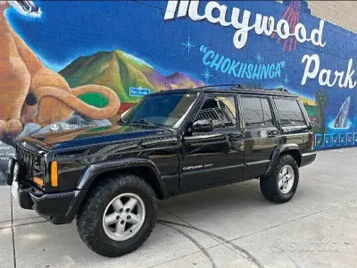 Usata Jeep Cherokee Sport 177 CV (130 kW) 2001 Nero SUV