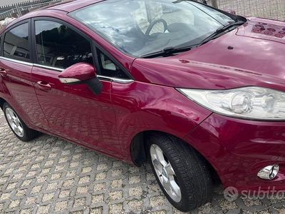 Usata Ford Fiesta Titanium 95 CV (69 kW) 2010 Utilitaria