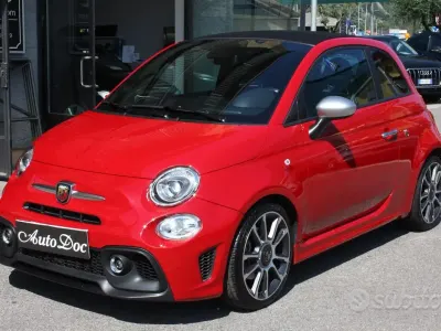 Usata Abarth 595C Turismo 165 CV (121 kW) 2022 Rosso Cabrio