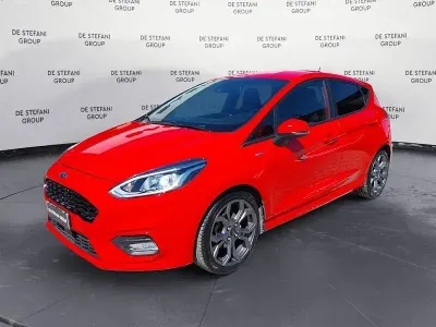 Usado Ford Fiesta ST-Line 101 CV (74 kW) 2018 Rojo Utilitario
