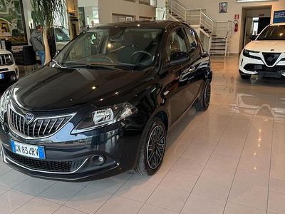 Usata Lancia Ypsilon 69 CV (50 kW) 2023 Nero Utilitaria