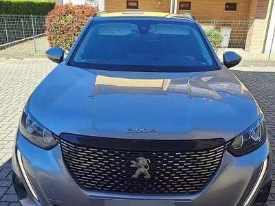 Gebraucht Peugeot 2008 Allure 131 PS (96 kW) 2021 Grau SUV
