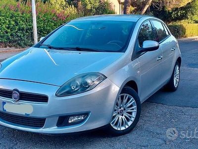 Usata Fiat Bravo 120 CV (88 kW) 2011 Grigio Utilitaria
