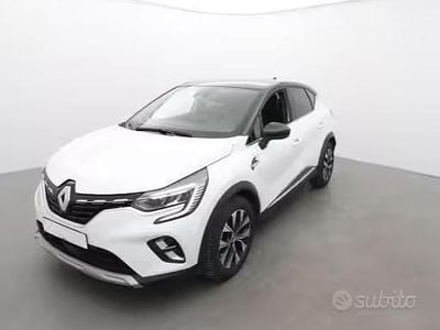 Usata Renault Captur Techno 91 CV (66 kW) 2024 Bianco SUV