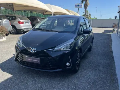 Usata Toyota Yaris Hybrid