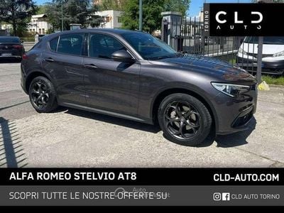 Usata Alfa Romeo Stelvio 180 CV (132 kW) 2018 Grigio scuro SUV