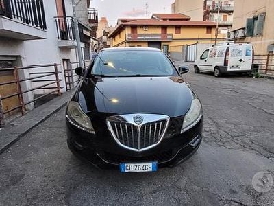 Usata Lancia Delta 120 CV (88 kW) 2009 Utilitaria